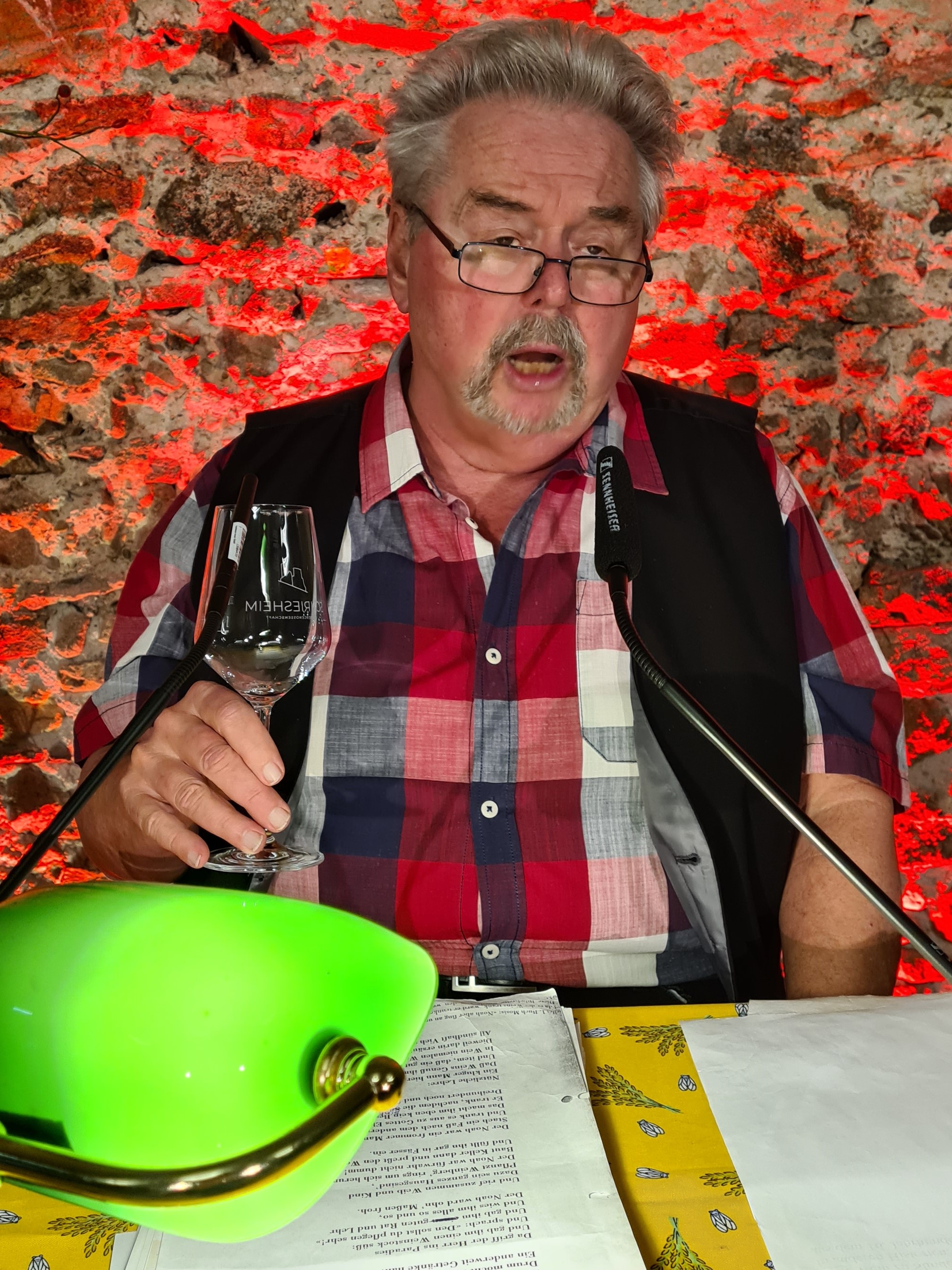 Heiter-literarische Weinprobe 2022: Peter Nassauer